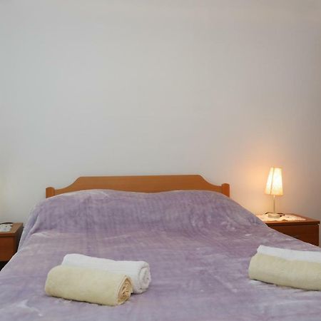 Studio Apartment Ana Supetar Buitenkant foto
