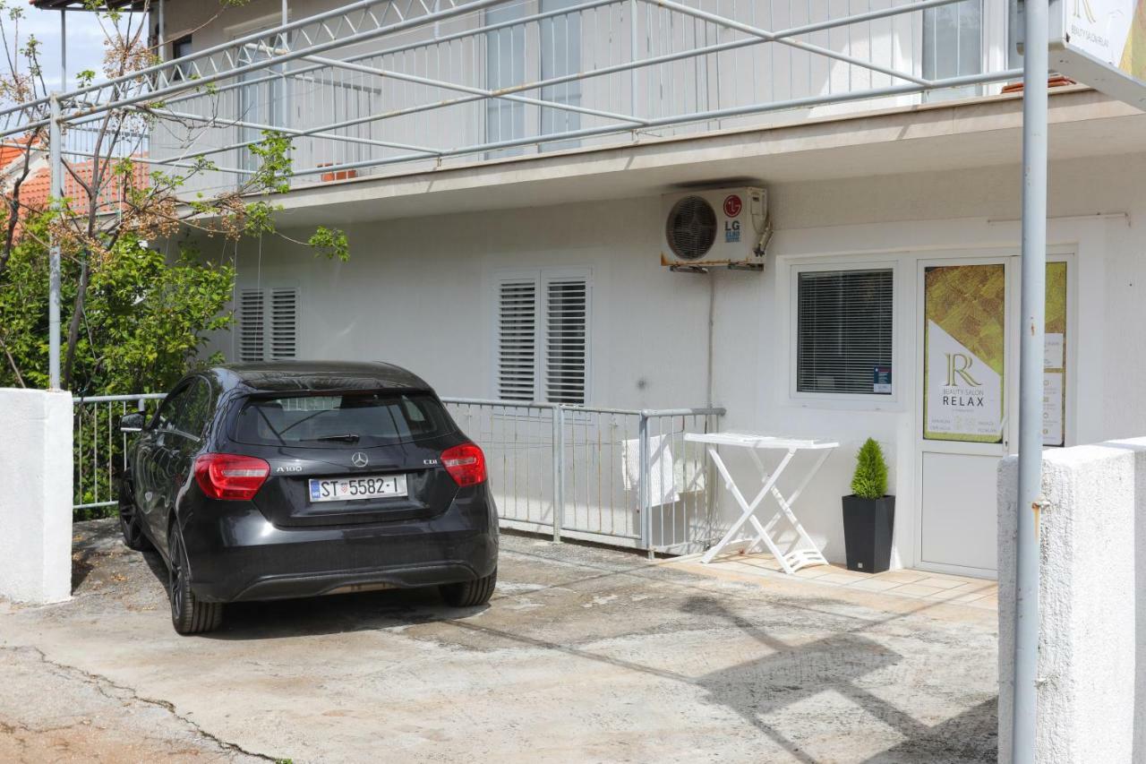 Studio Apartment Ana Supetar Buitenkant foto